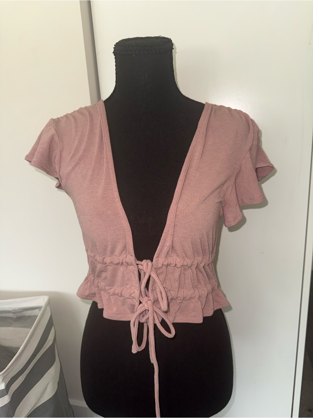 Fashion Nova Dusty Rose Tie-Front Smocked Crop Top